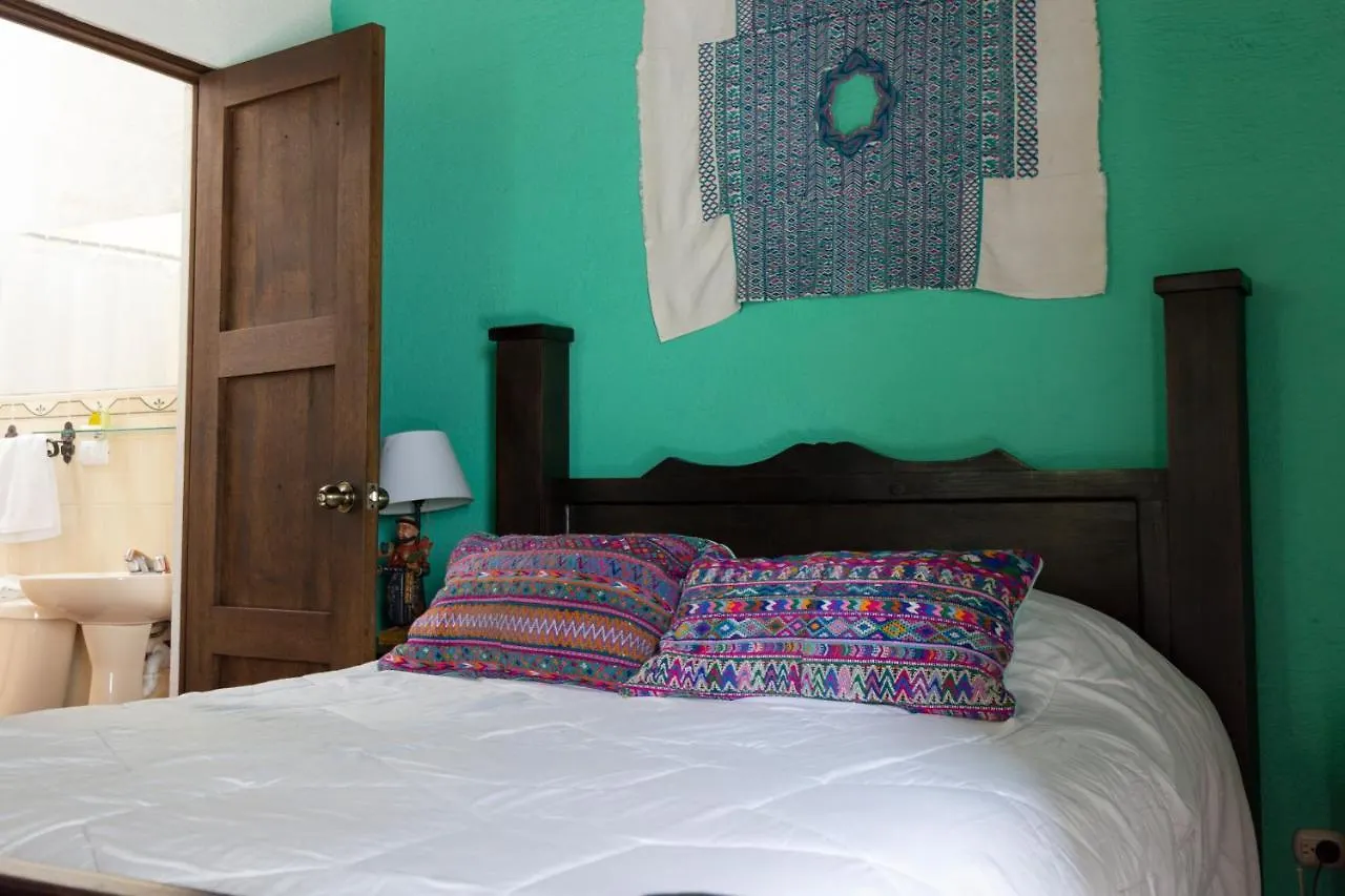 Romanza Bed & Breakfast Antigua Guatemala