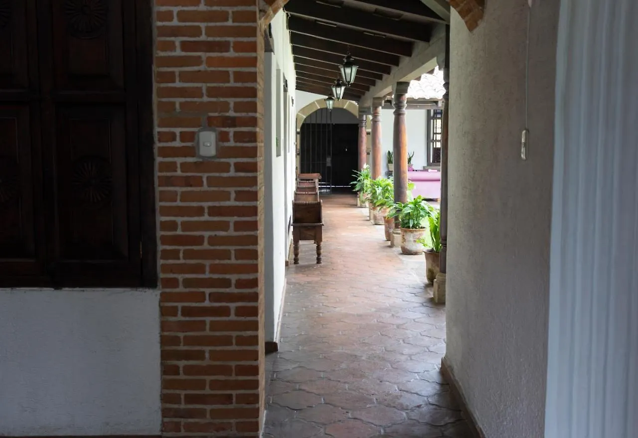 Romanza Bed & Breakfast Antigua Guatemala